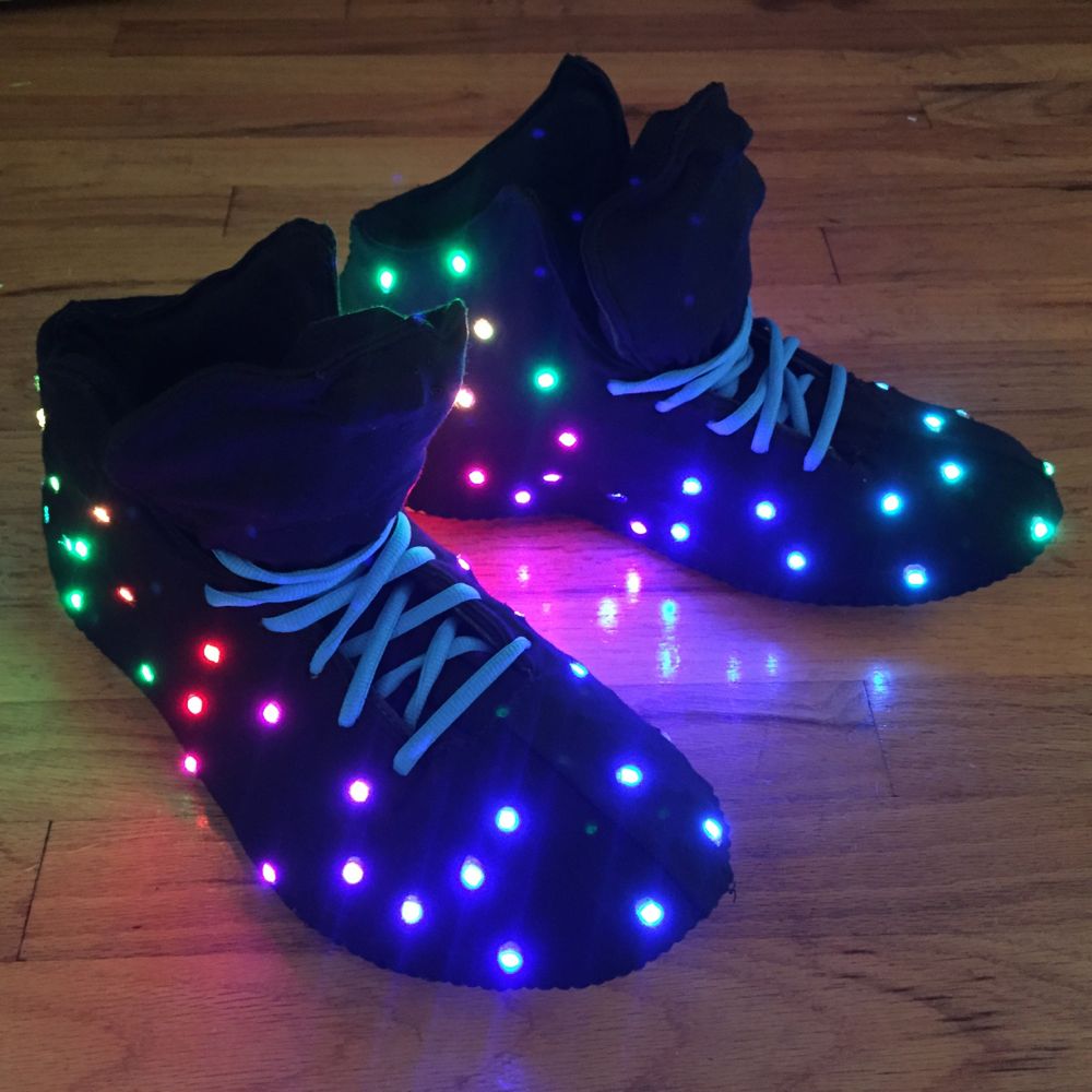 Amazon.com: ACEVER Color Changing LED Shoes Flashing Sneakers Casual Shoes  Halloween Dancing Party Sports Shoes (US65-Women White : Toys & Games